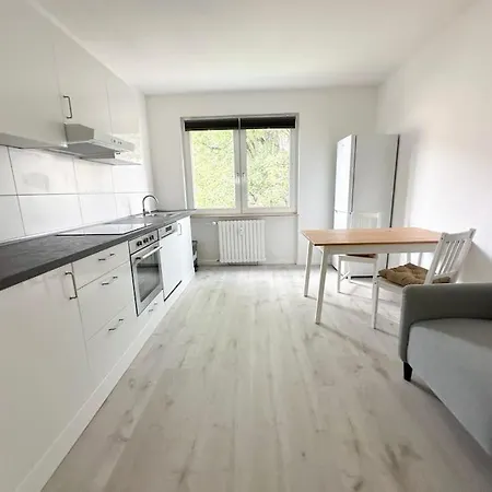 Apartment With Wifi, Kitchen And 4k Tv *